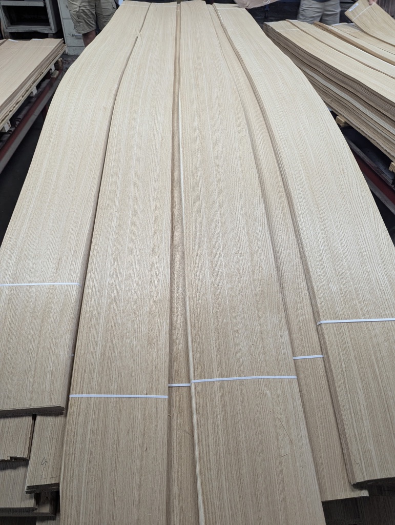 Rift White Oak Veneer Long Flitches